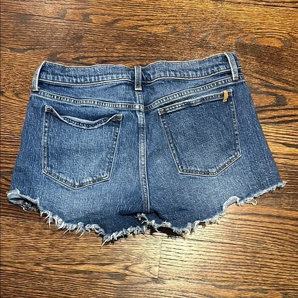 Joe's Jeans Frayed Hem Women's Shorts, Size 30 (230) - Picture 5 of 6